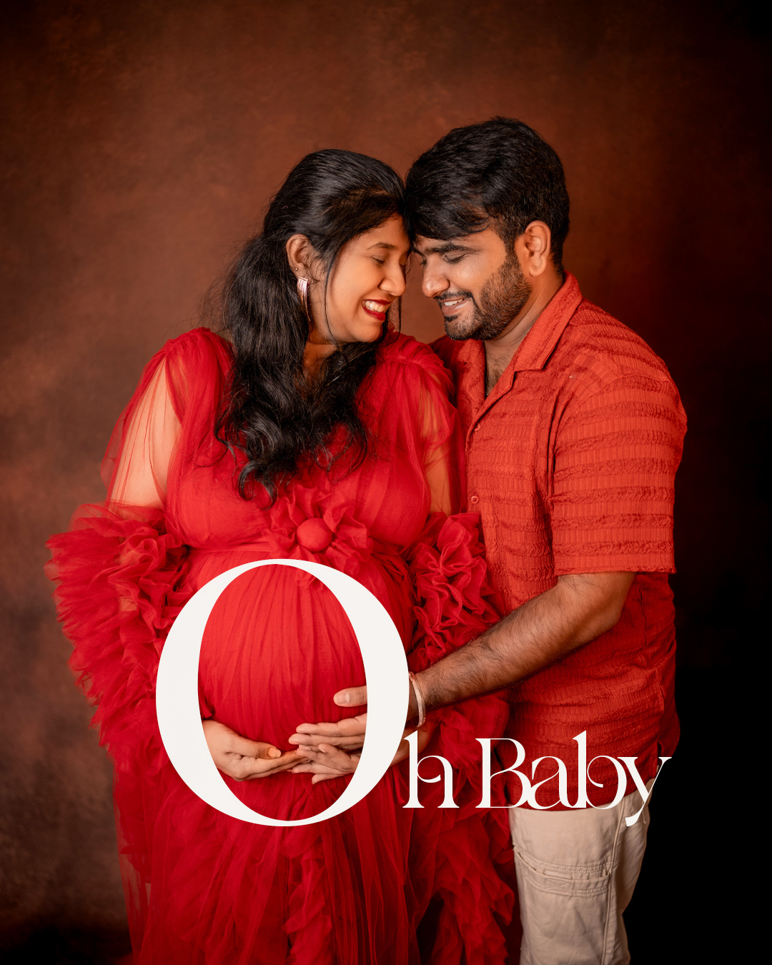 Couple maternity photoshoot moment by AK Photography