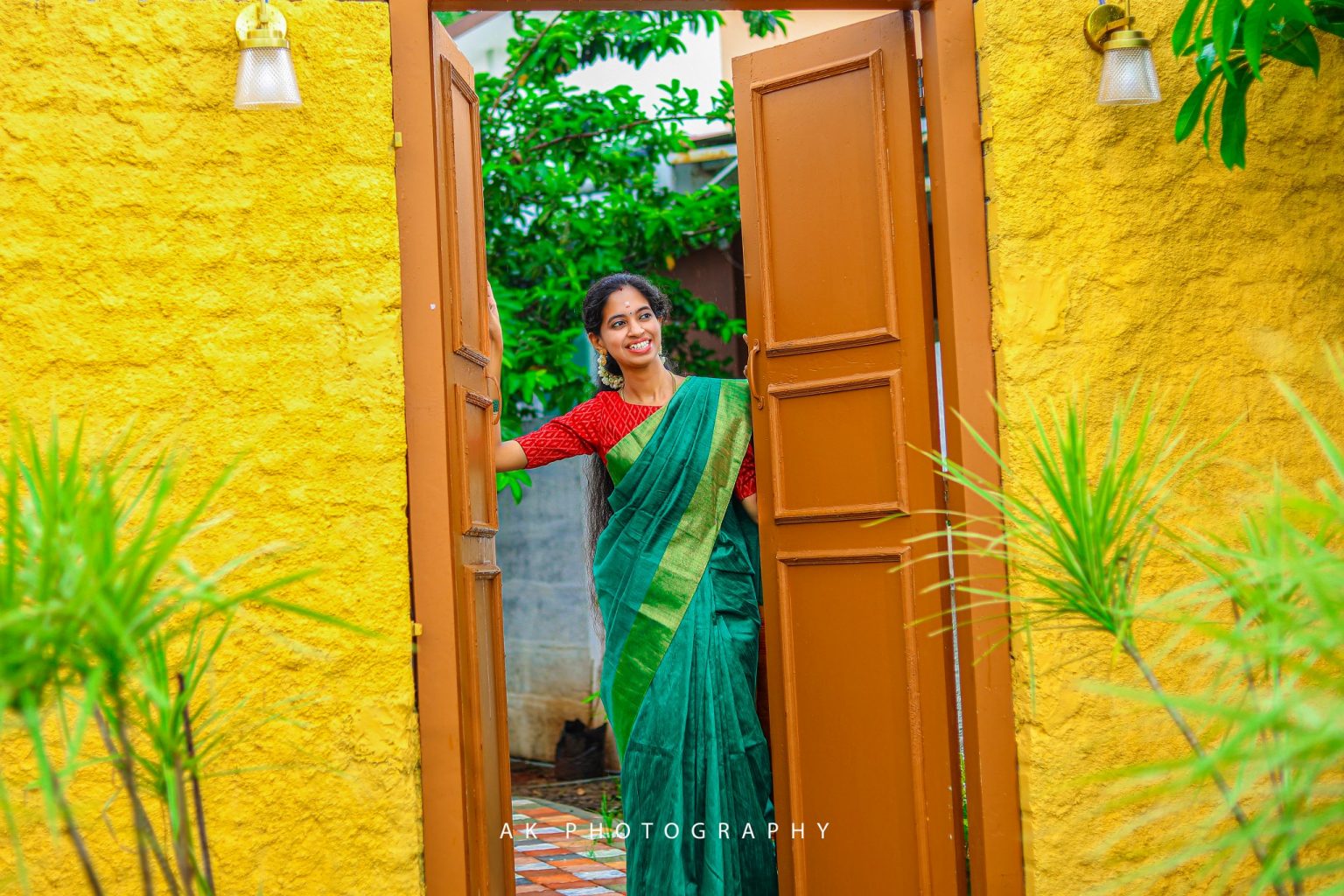 Post Wedding Portraits in Ooty - artistic portraiture (7) by AK Photography Coimbatore