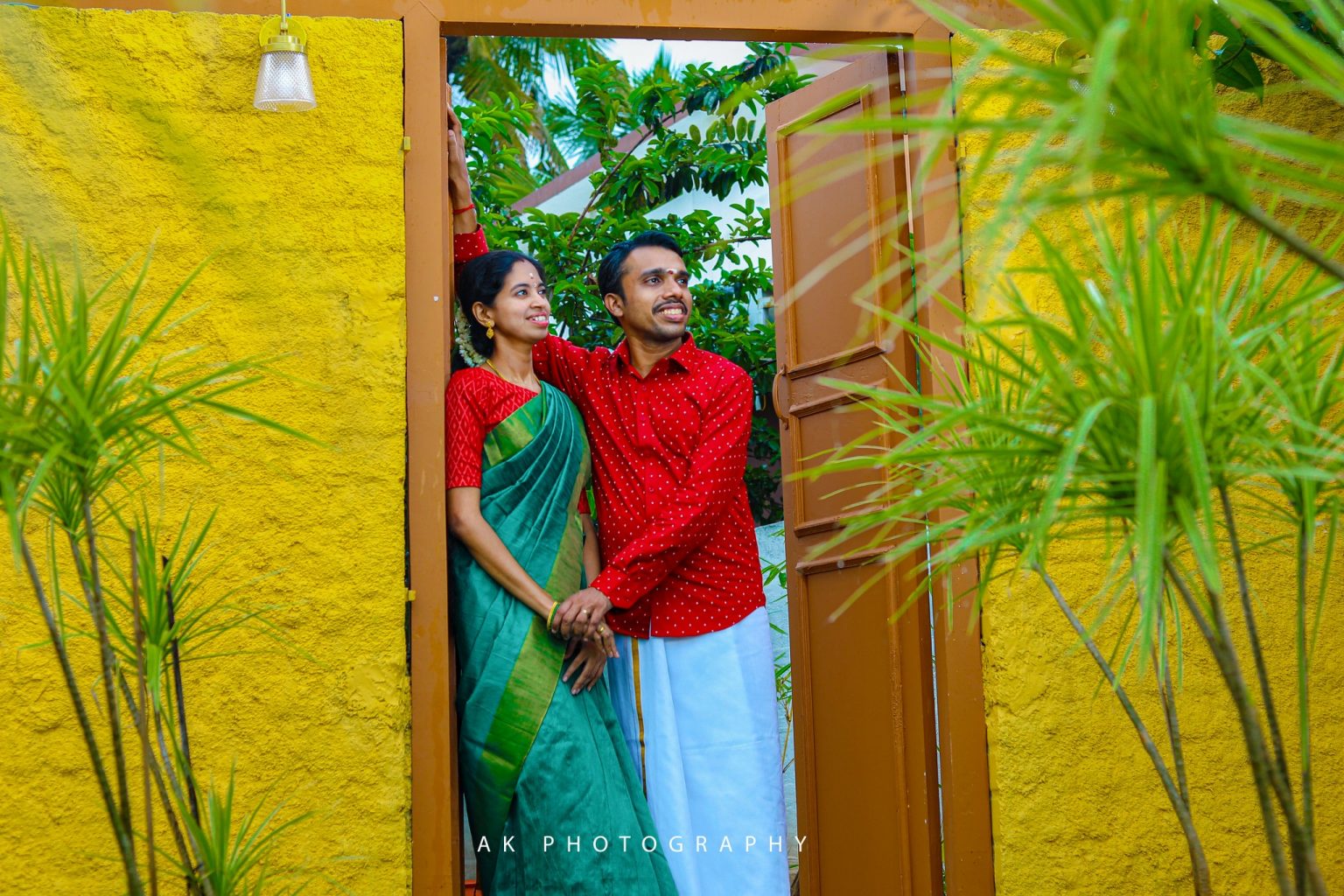 Post Wedding Portraits in Ooty - family celebration moment (6) by AK Photography Coimbatore