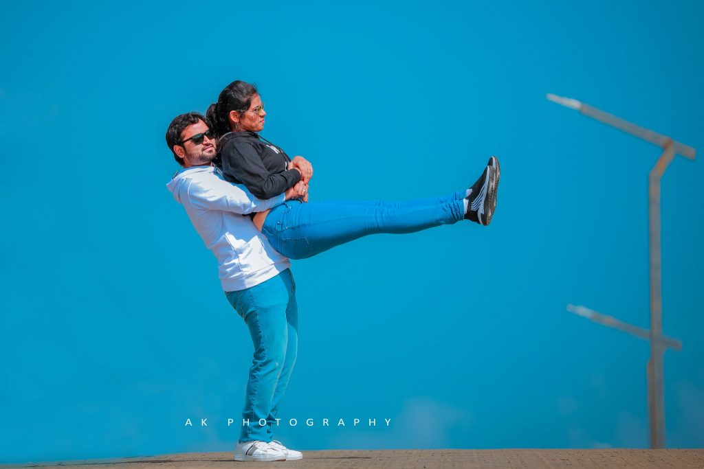 Lokesh & Abhi Pre Wedding Photoshoot - family celebration moment (6) by AK Photography Coimbatore