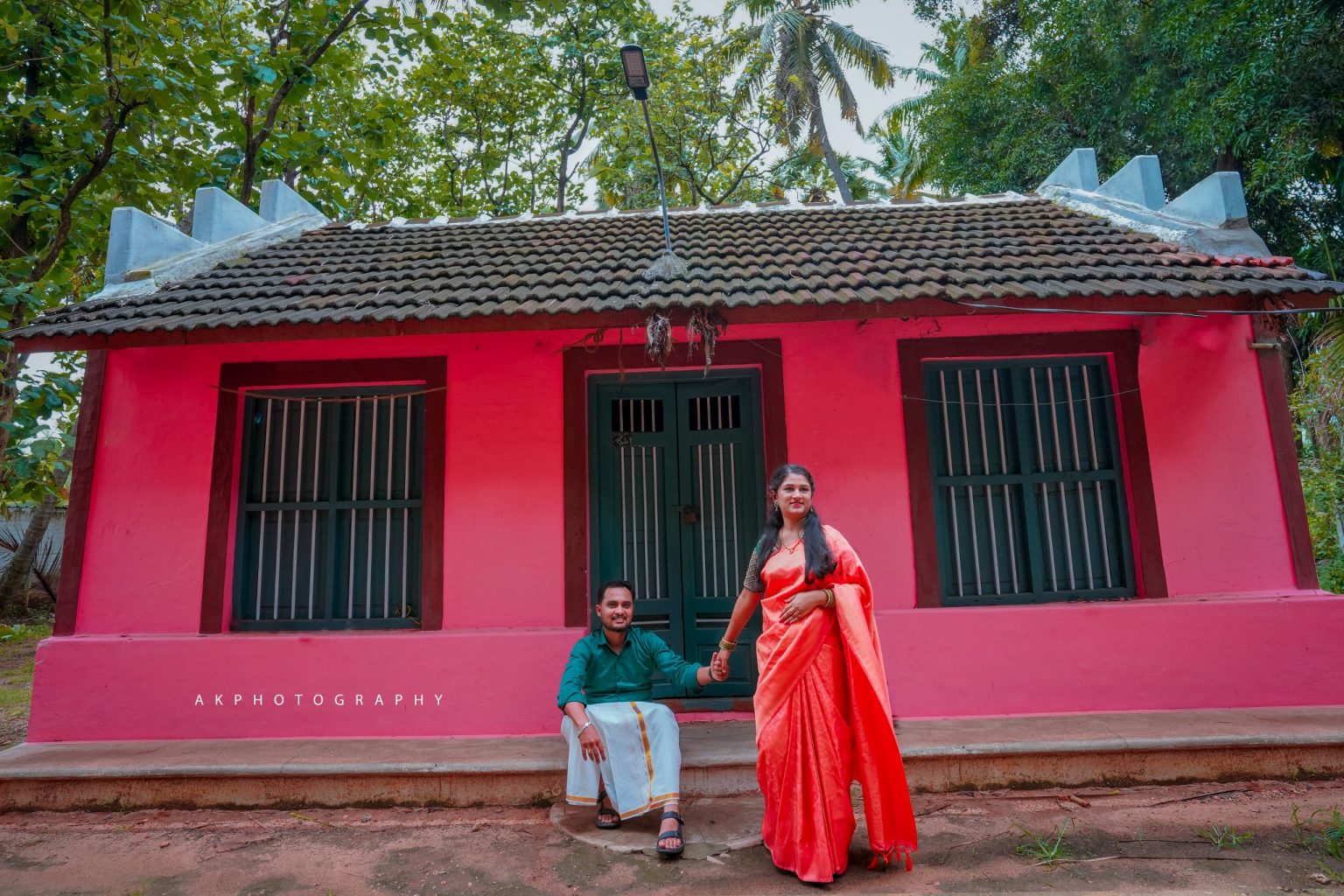 Capturing Newlywed Bliss in Scenic Pollachi - artistic portraiture (17) by AK Photography Coimbatore