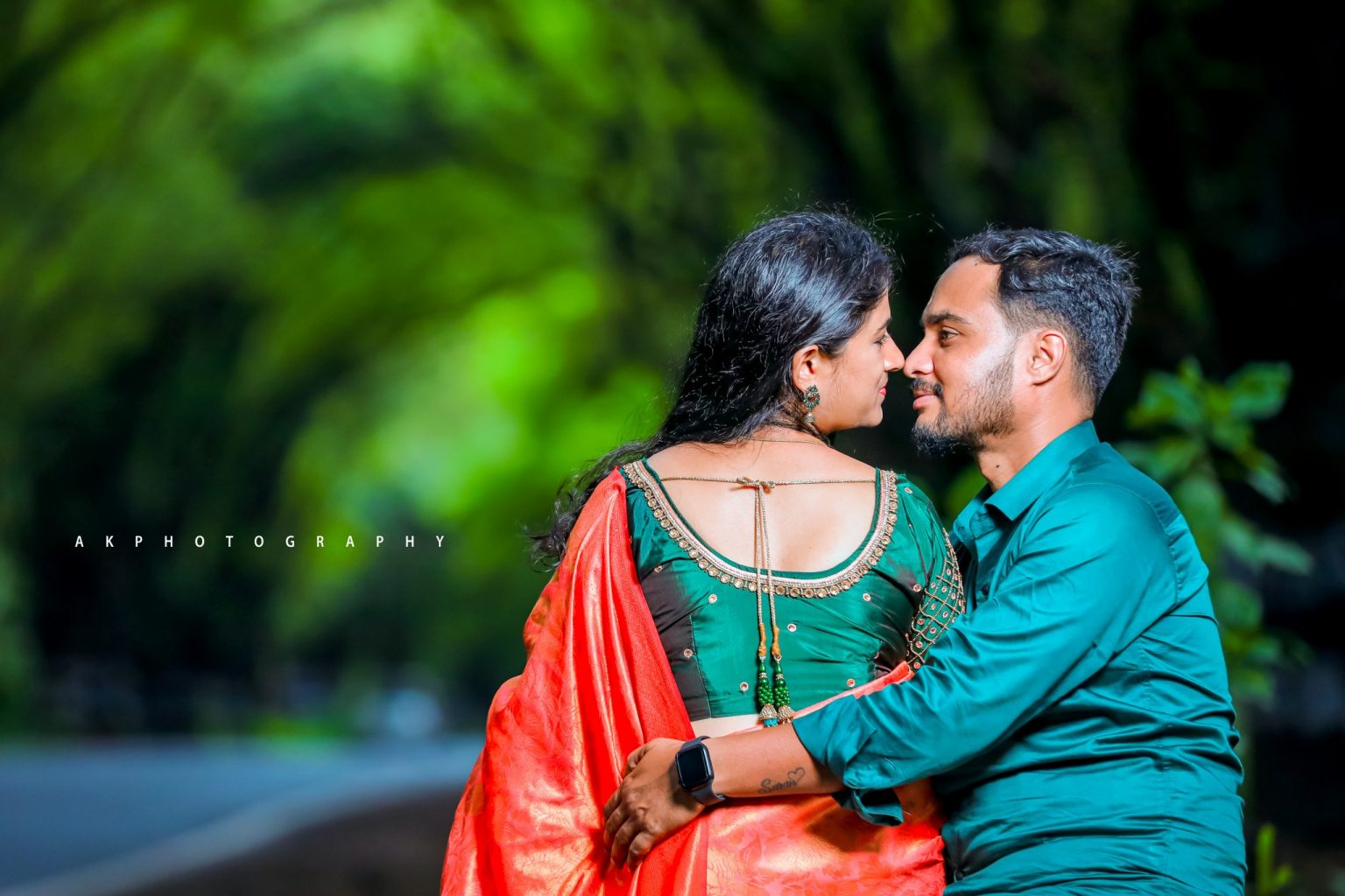 Capturing Newlywed Bliss in Scenic Pollachi - family celebration moment (26) by AK Photography Coimbatore