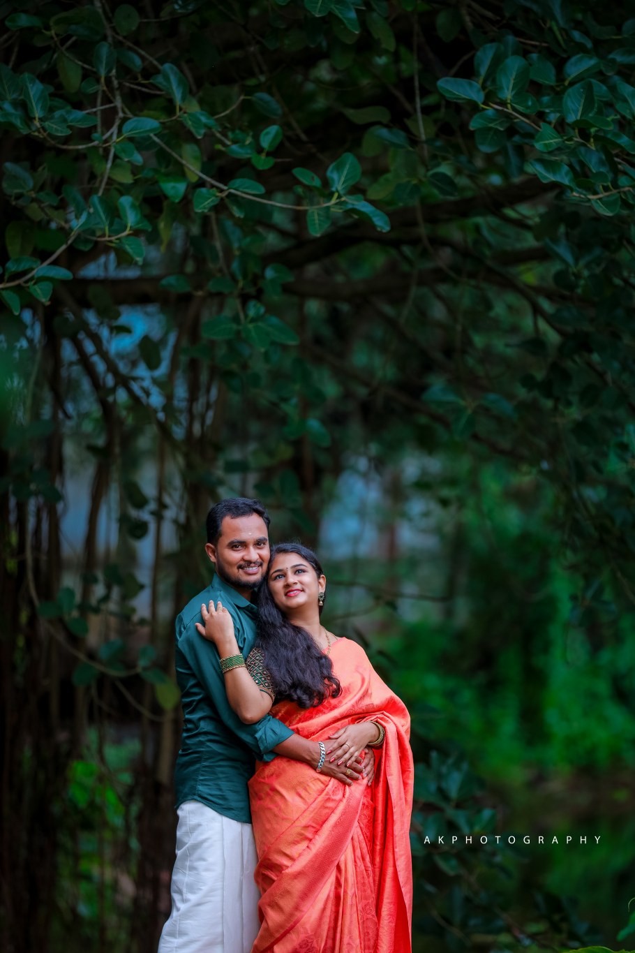 Capturing Newlywed Bliss in Scenic Pollachi - candid moment (21) by AK Photography Coimbatore