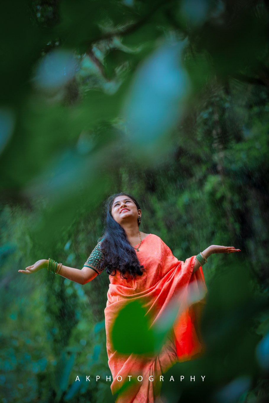 Capturing Newlywed Bliss in Scenic Pollachi - scenic outdoor backdrop (19) by AK Photography Coimbatore