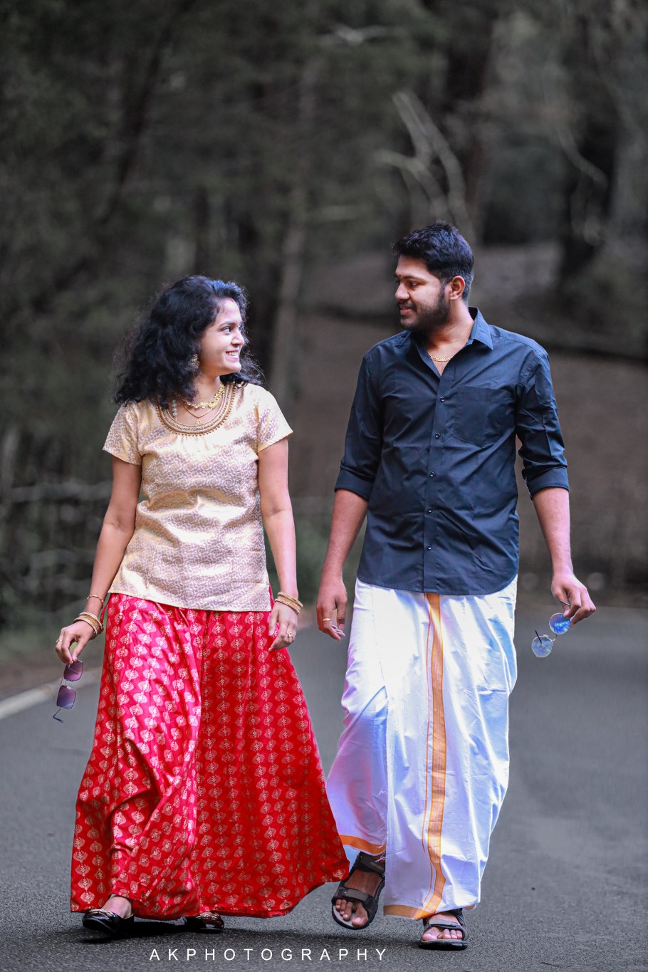 Thirumurugan & Rithani Pre Wedding Photoshoot