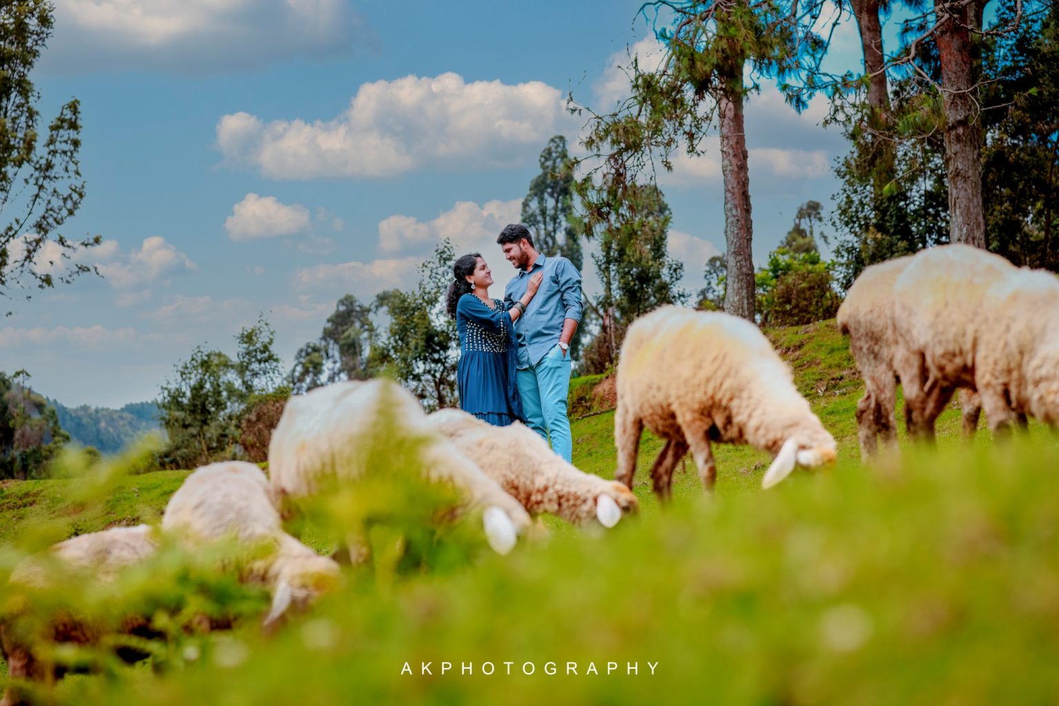 Thirumurugan & Rithani Pre Wedding Photoshoot