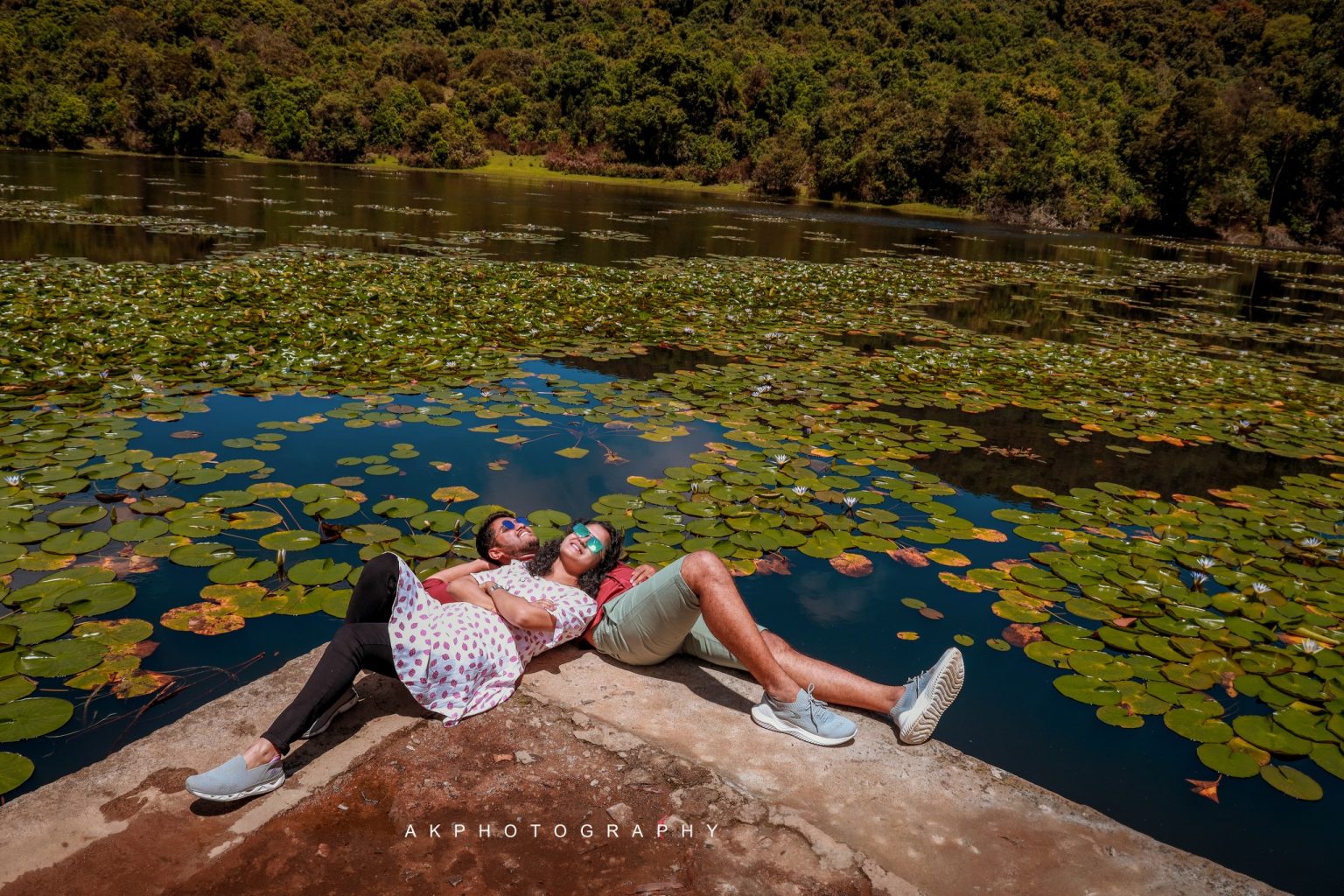 Thirumurugan & Rithani Pre Wedding Photoshoot