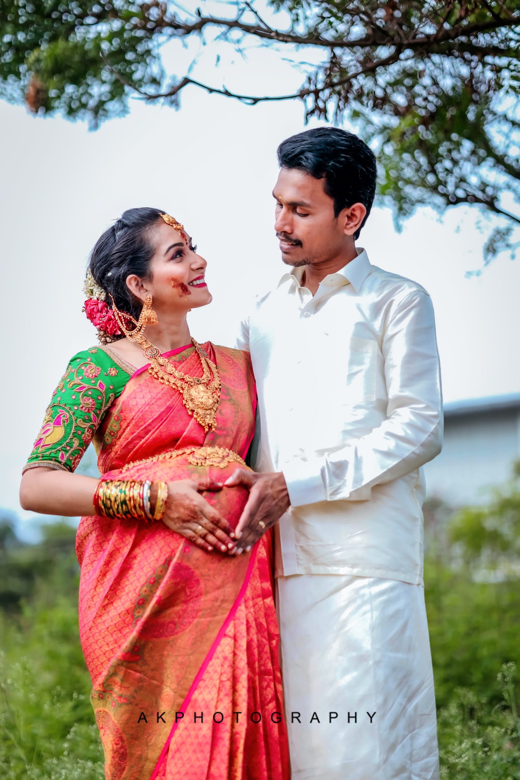GAYATHRI MANI Baby Shower Photoshoot Coimbatore - couple portrait (2) by AK Photography Coimbatore