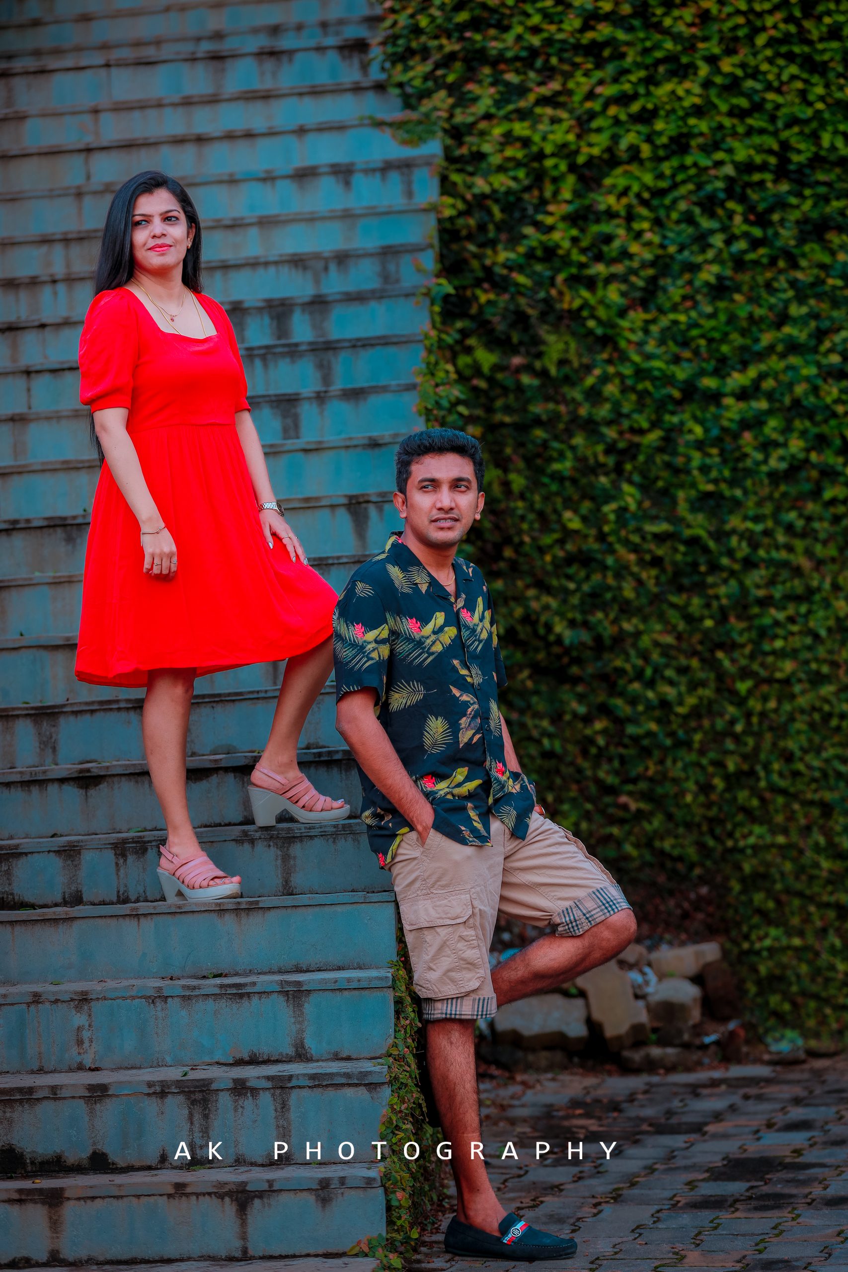Vignesh & Abhirami's Stunning Post Wedding Photoshoot - candid smile (18) by AK Photography Coimbatore