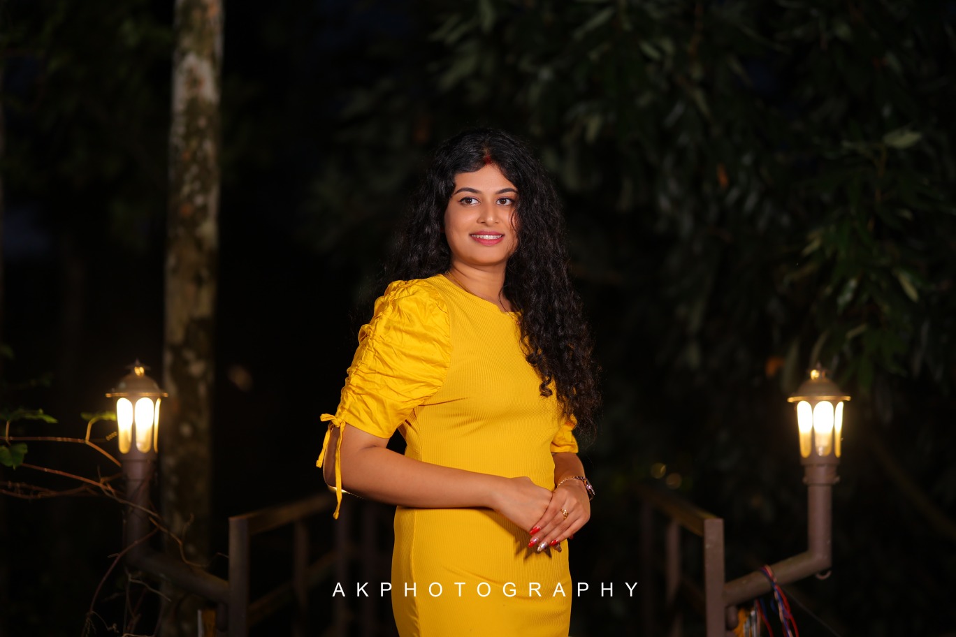 Pre-Wedding Photoshoot: Vijay and Merisha's Enchanting Lovefest in Wayanad - artistic portraiture (17) by AK Photography Coimbatore