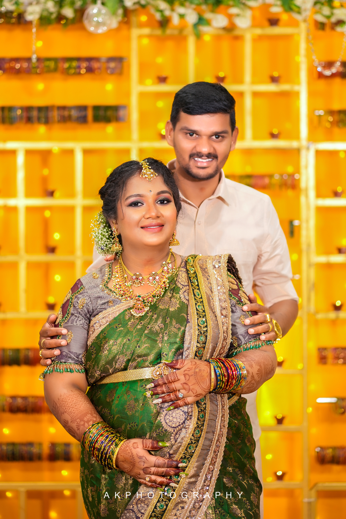 Baby Shower Photoshoot Soundarya Prasanth Celebrates Motherhood in Style