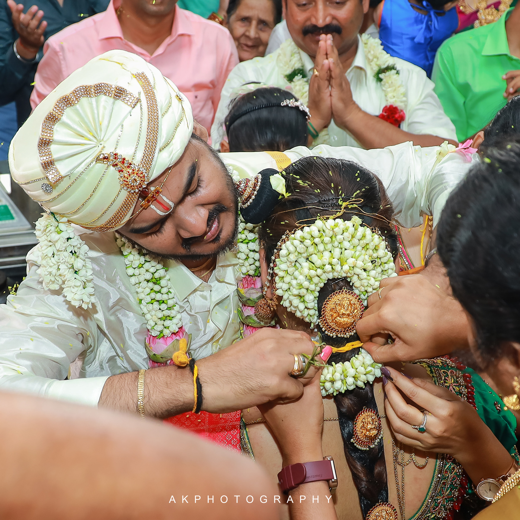 Wedding Photoshoot of Gowtham & Akshaya in Dindigul - artistic portraiture (7) by AK Photography Coimbatore