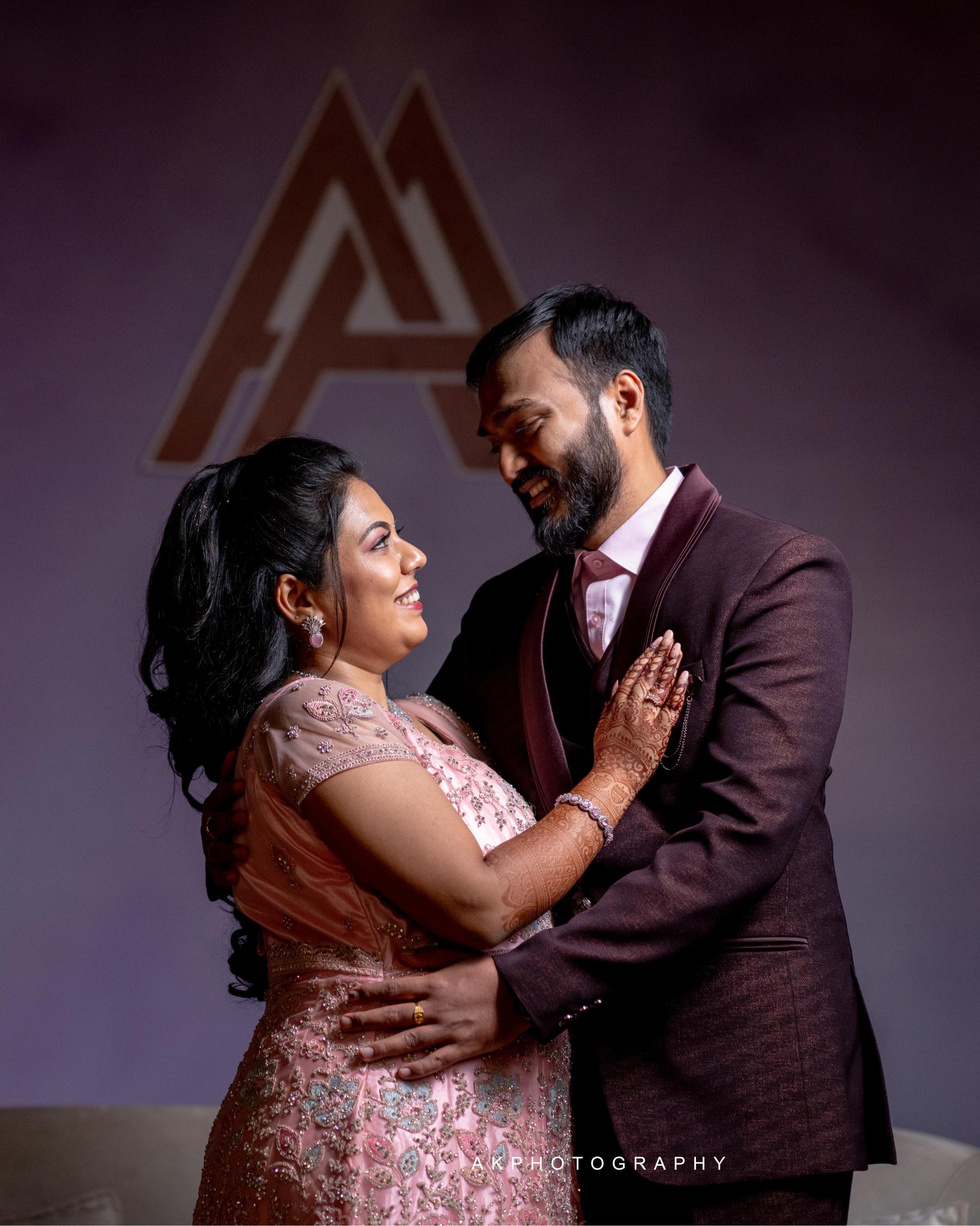 Wedding Reception Photoshoot of Aishvarya & Aadhithya in Coimbatore - AK Photography's Stunning Tamil Nadu Wedding Memories