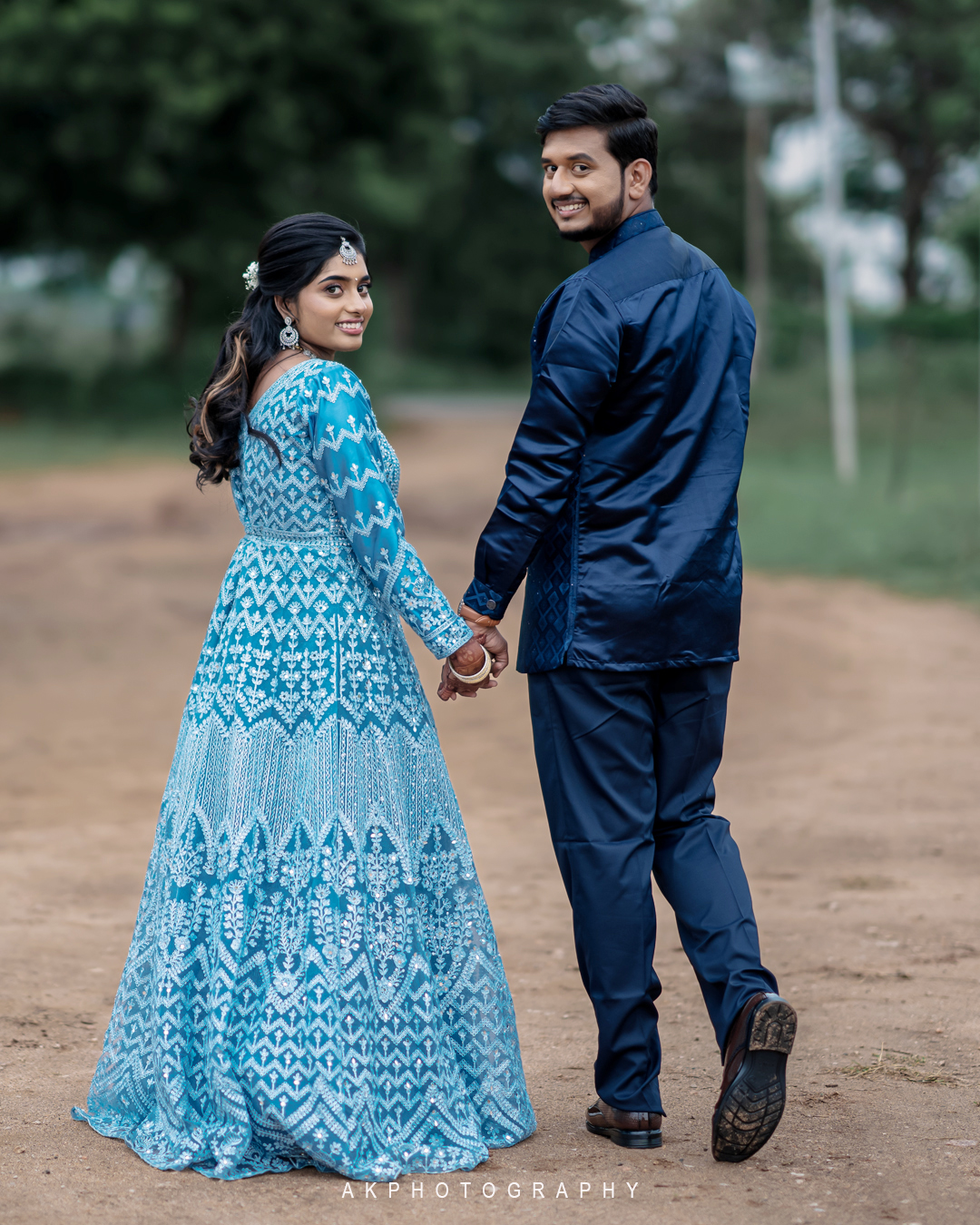 Wedding Reception Photoshoot Dharapuram: Naveenkumar & Janani's Grand Celebration at Siva Selvi Mahal - artistic portraiture (7) by AK Photography Coimbatore