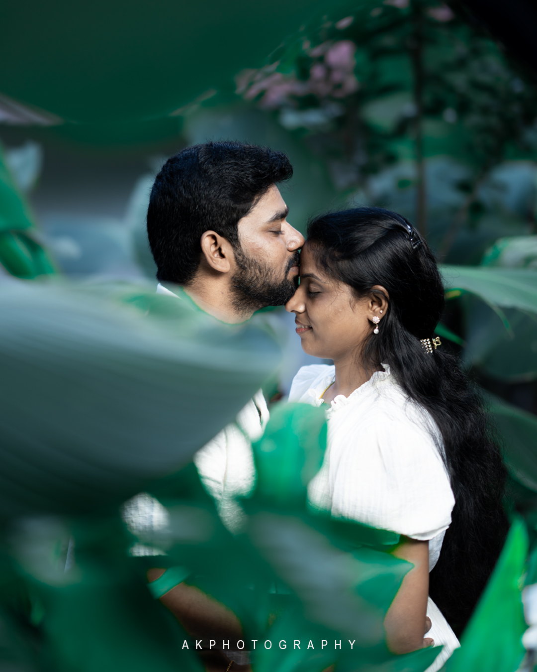 Post Wedding Photoshoot of Dr. Naveen & Dr. Keerthana at Yercaud - candid moment (11) by AK Photography Coimbatore