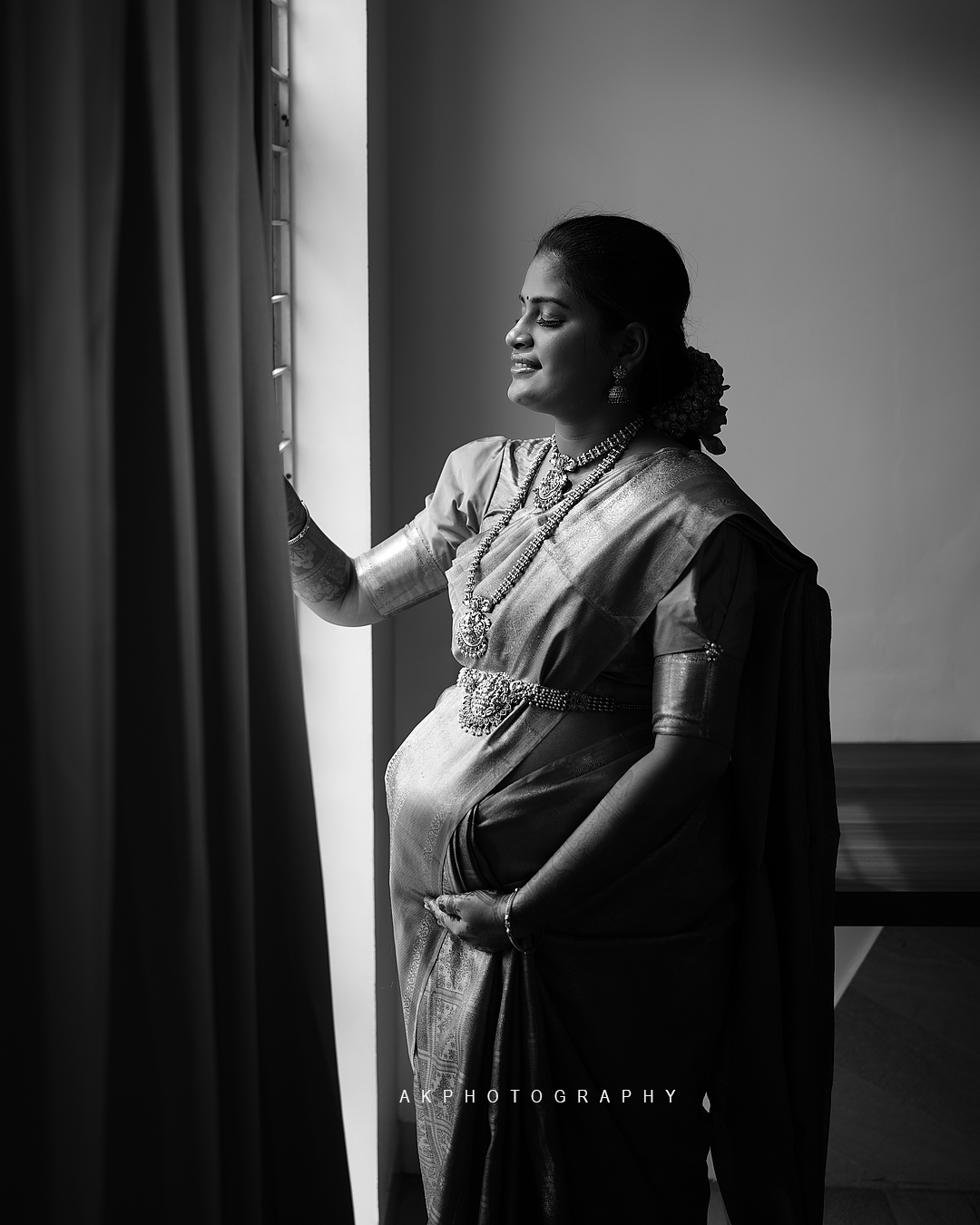 Baby Shower Photoshoot for Muralidharan Janani  - Coimbatore - scenic outdoor backdrop (9) by AK Photography Coimbatore