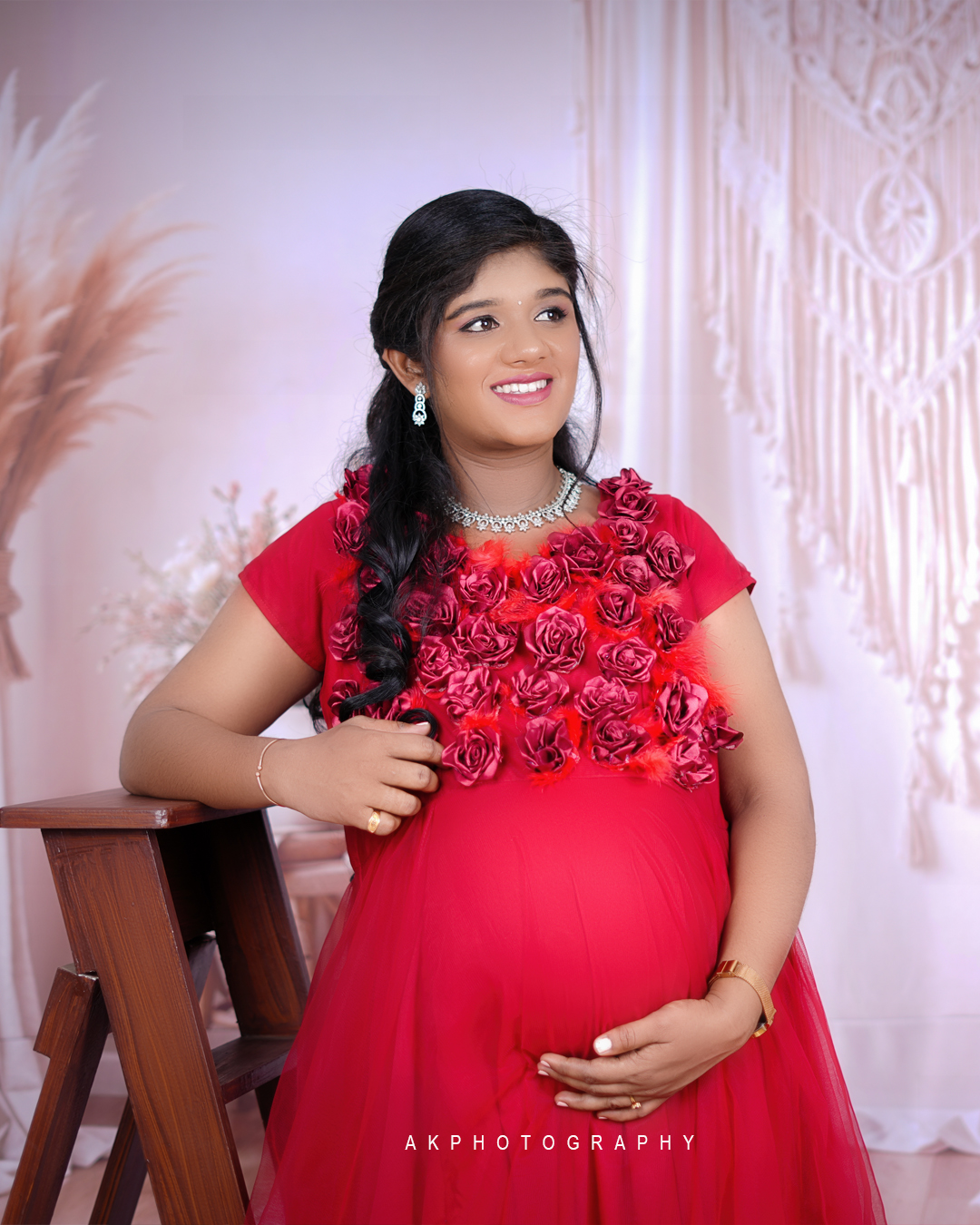 Maternity Photoshoot Coimbatore - Pavithra - - heirloom photography memory (10) by AK Photography Coimbatore