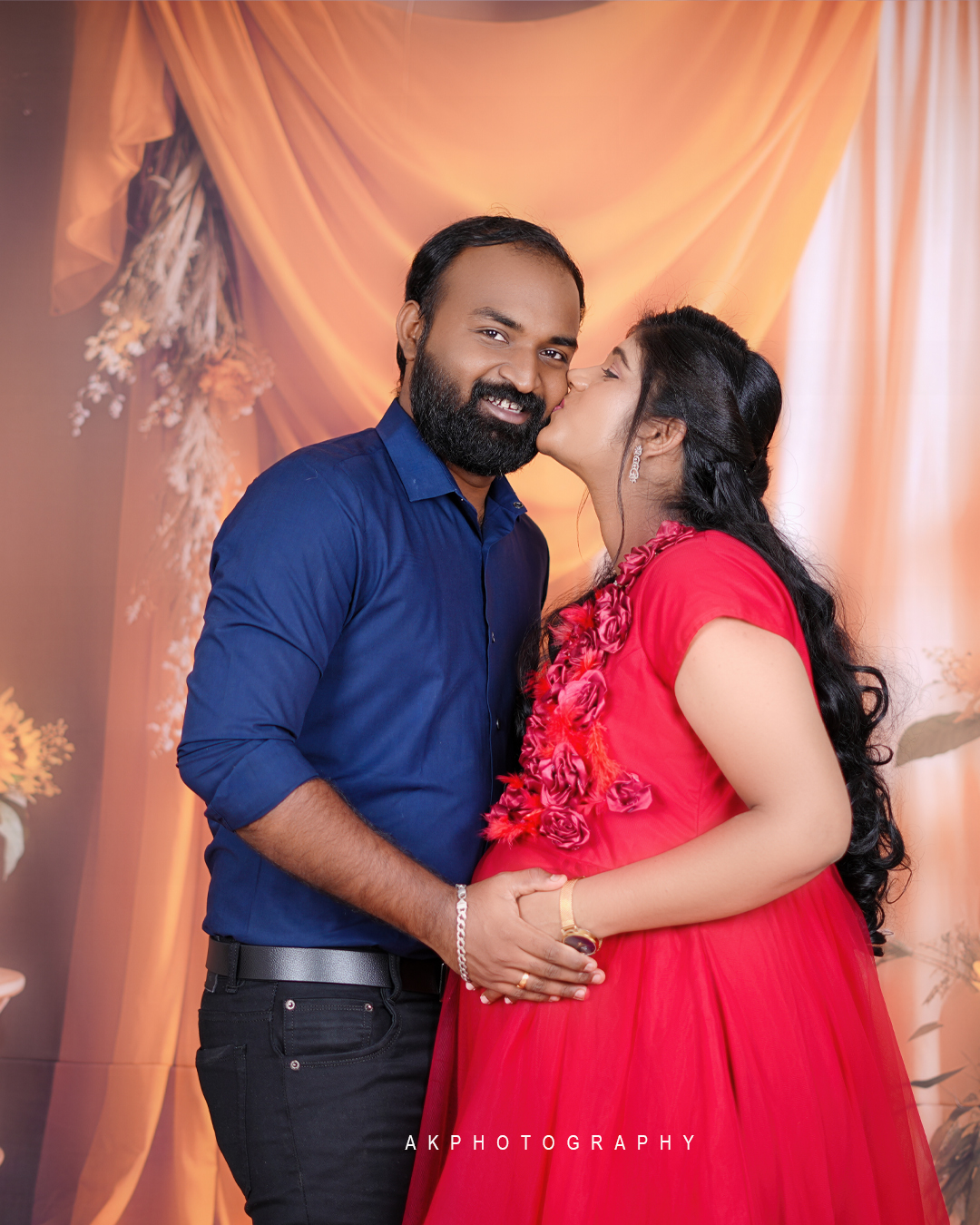 Maternity Photoshoot Coimbatore - Pavithra - - candid moment (11) by AK Photography Coimbatore