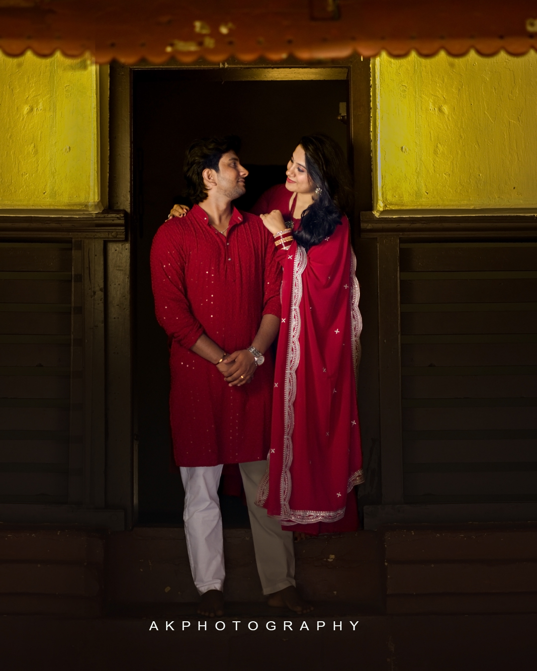 Pre Wedding Photoshoot Kerala - Sarath & Sowburnika - golden hour portrait (5) by AK Photography Coimbatore
