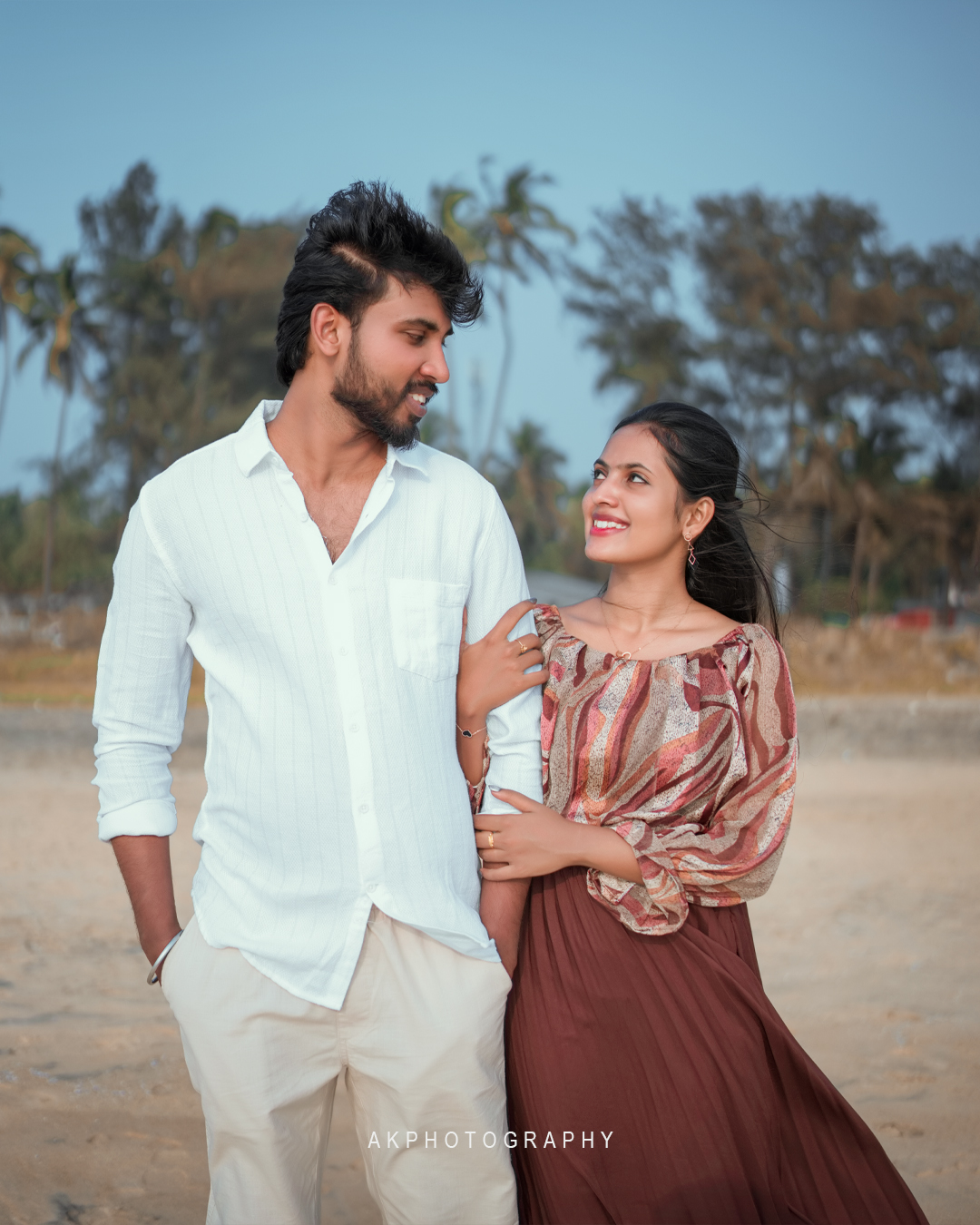 Pre Wedding Photoshoot Kerala - Mohanapriya & Dhanraj - - family celebration moment (16) by AK Photography Coimbatore