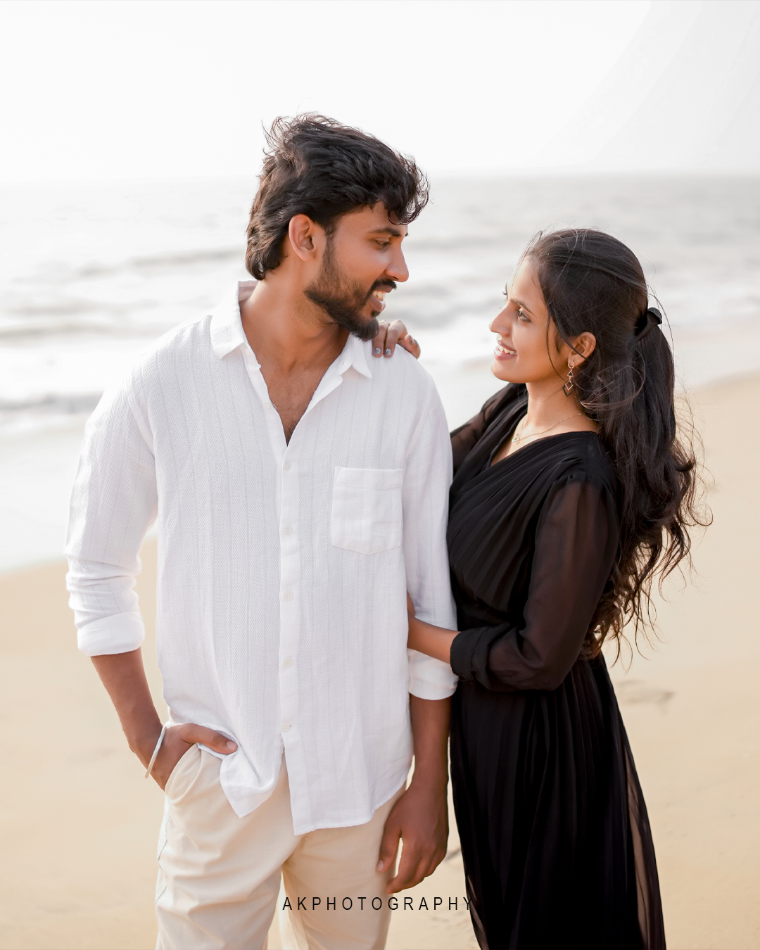 Pre Wedding Photoshoot Kerala - Mohanapriya & Dhanraj - - artistic portraiture (17) by AK Photography Coimbatore