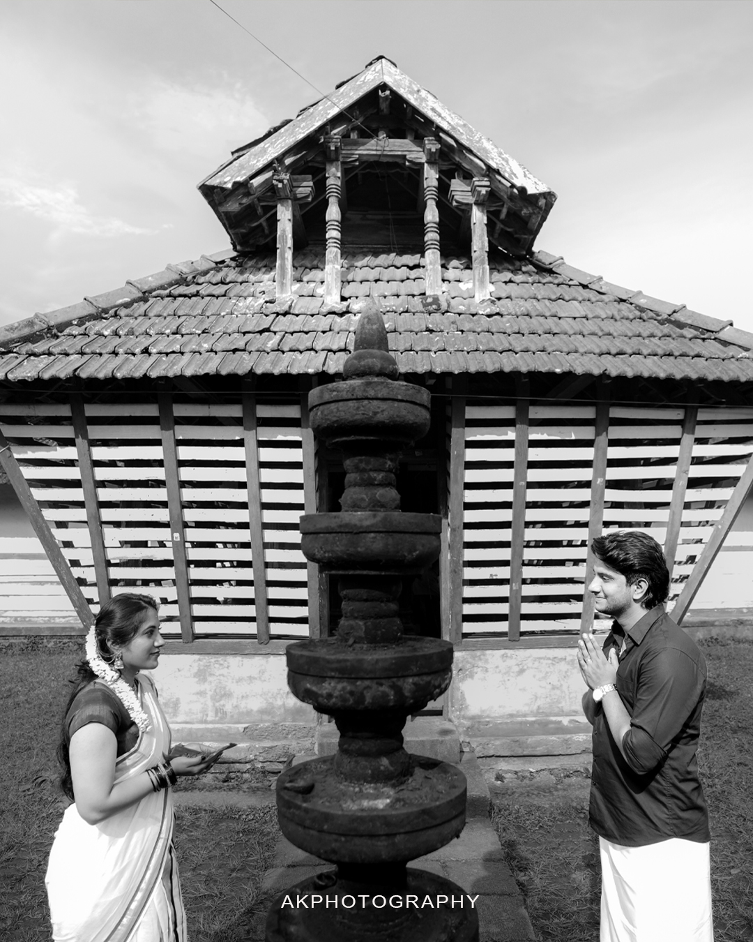 Pre Wedding Photoshoot Kerala - Sarath & Sowburnika’s Love Story - heirloom photography memory (10) by AK Photography Coimbatore