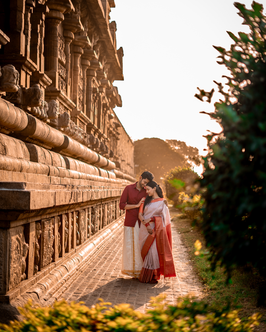 Pre Wedding Photoshoot at Gangaikonda Cholapuram: Sneha & Shreyas - candid moment (1) by AK Photography Coimbatore