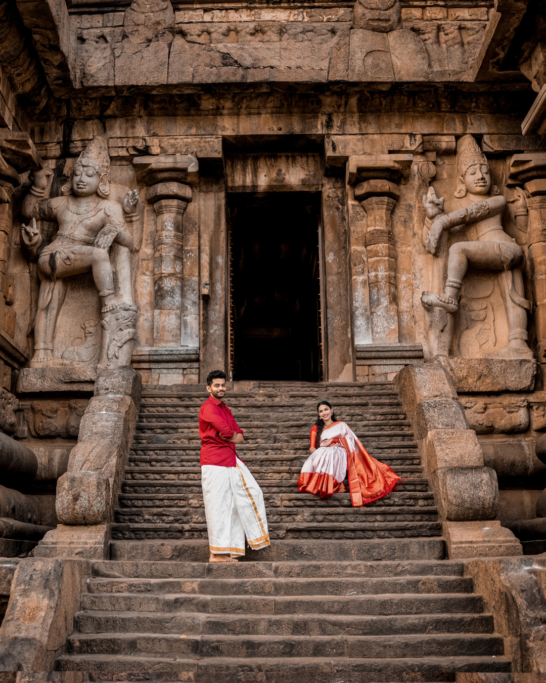 Pre Wedding Photoshoot at Gangaikonda Cholapuram: Sneha & Shreyas - couple portrait (2) by AK Photography Coimbatore