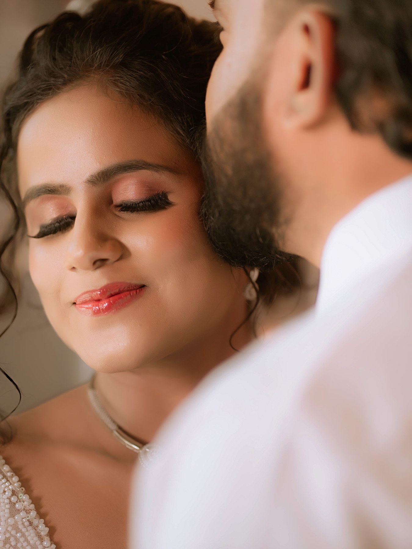 Romantic Christian wedding couple photoshoot of Darthy and Rumanes by AK Photography Coimbatore