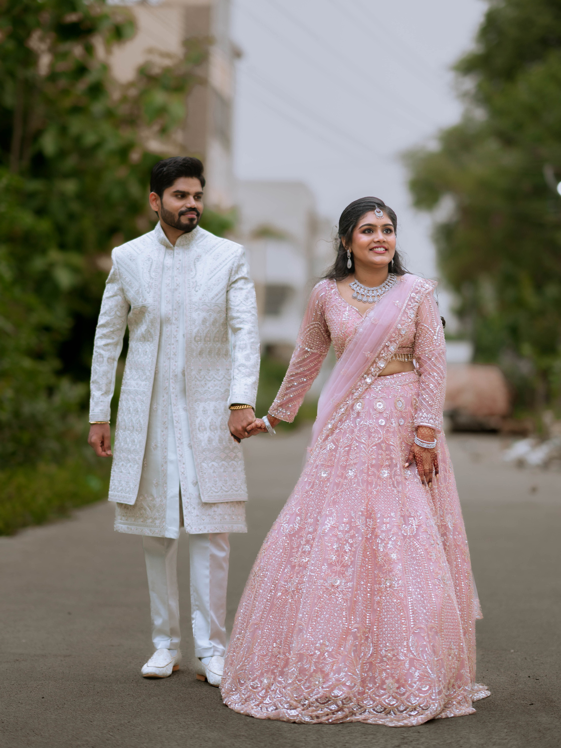 Spontaneous onstage laughter and heartwarming moments of couple Mohan and Narmadha