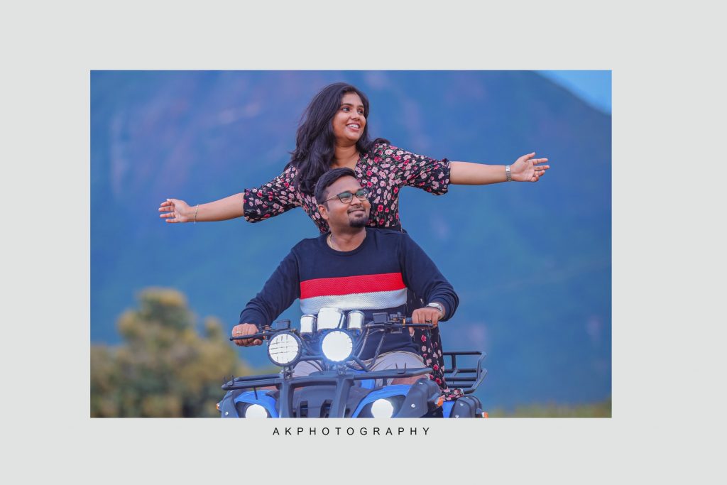 Couple portrait at VOC Park Coimbatore by AK Photography